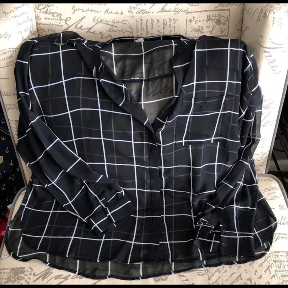 Old navy plaid blouse